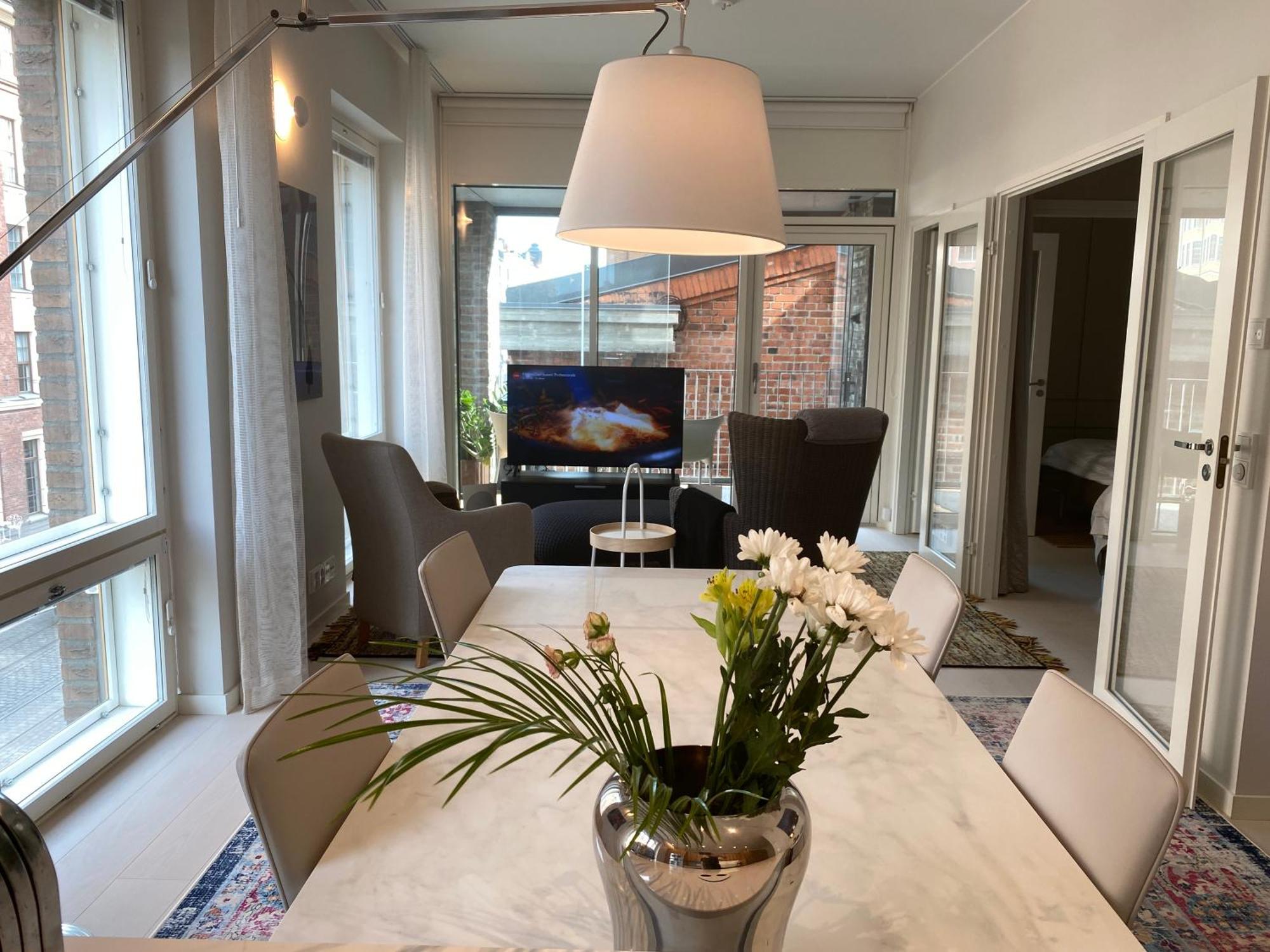 Apartment Luxury Seafront With Balcony *